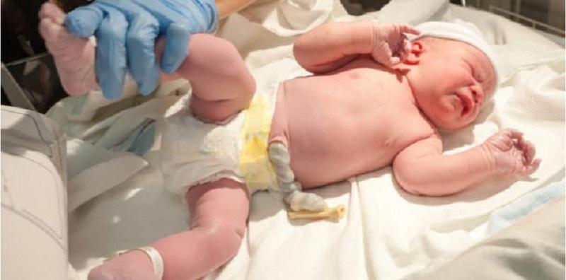 Ini 6 Masalah Tali Pusat Boleh Terjadi Dalam Rahim Ibu, BAHAYA!