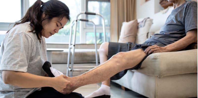 Buat Penjaga Pesakit Diabetes, 6 Cara Ini Bantu Anda Atasi Stres Dan Burn-Out!