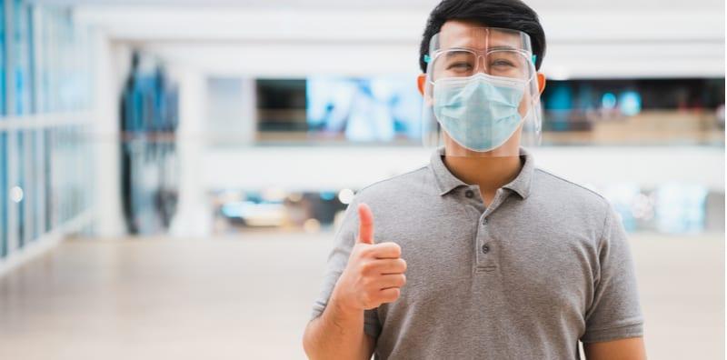 Pelindung Muka Tanpa Mask, Belum Tentu Selamat! Masih Ada Risiko Terkena COVID-19!