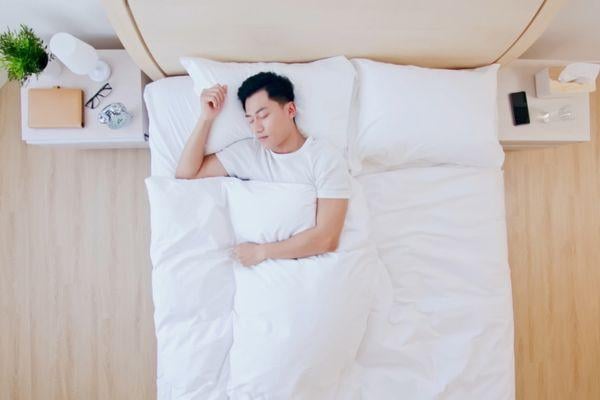 cara tidur orang vertigo