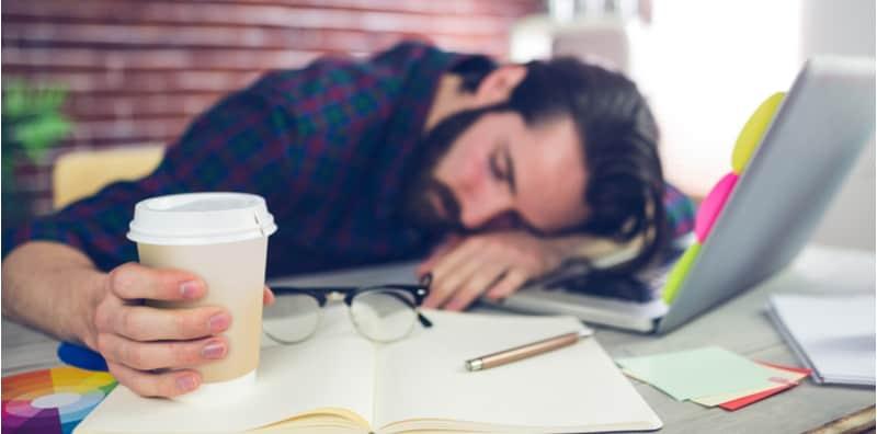 Cik Abang Selalu Letih & Badan Menyusut? Itu Tanda Hormon Tak Seimbang!