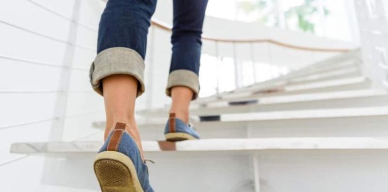 Nak Uji Jantung Sihat? Cuba Naik Tangga 4 Tingkat Dalam Masa Bawah 1.5 MINIT!