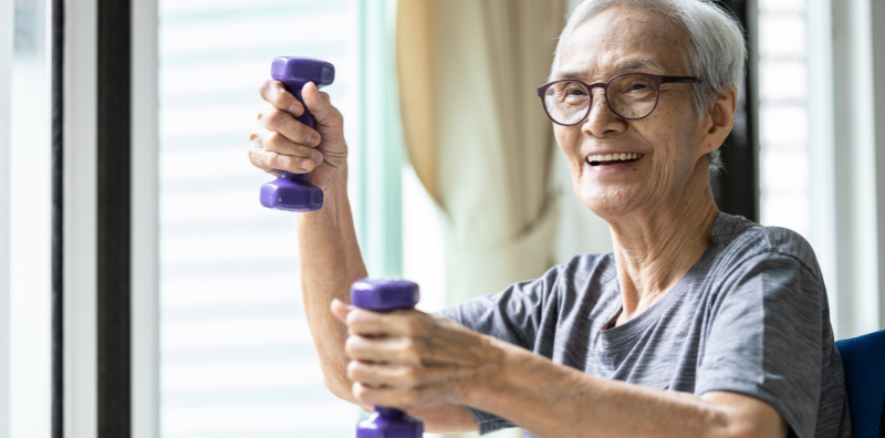 Nak Elak Masalah Jisim Otot Hilang Masa Usia Tua Nanti? Ikut 6 Cara Ini