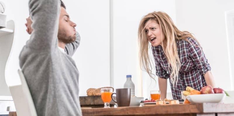 Cemburu BUKAN Tanda Sayang! Jika Berlebihan, Ini Tanda Gangguan Mental