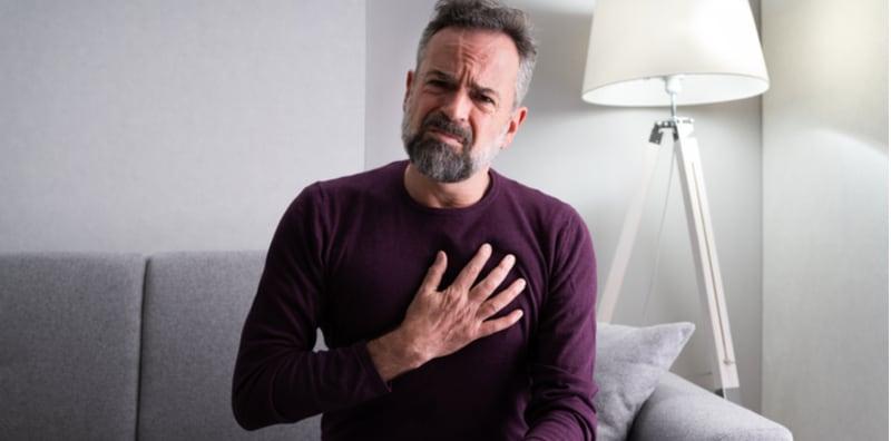 Walau Tiada Payudara, Lelaki Boleh Alami 5 Masalah Payudara Ini Sehingga Sebabkan Sakit Dada