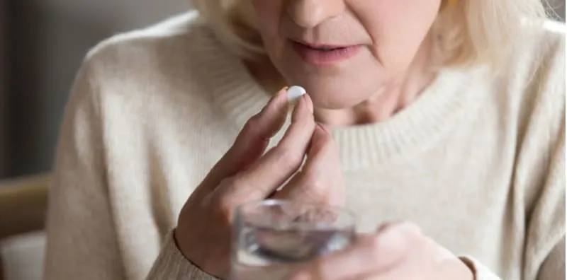 AWAS! Anda Boleh Buta Jika Kerap Makan Ubat Tahan Sakit, Betul Ke?