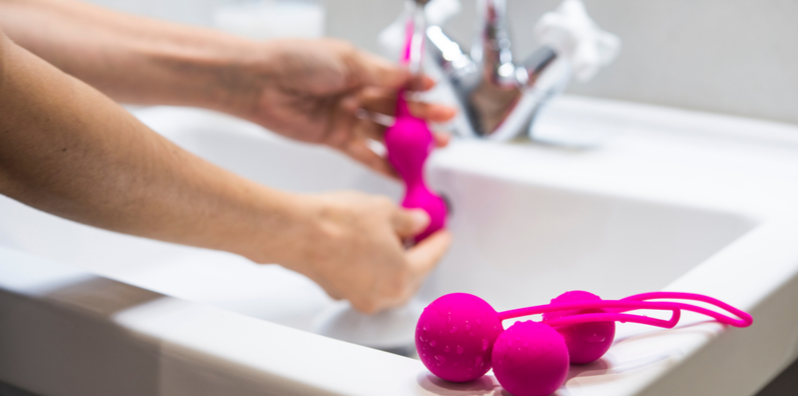 Jangan Memandai-Mandai Kongsi Alatan Seks, Silap-Silap Kena Jangkitan Kelamin Pula!