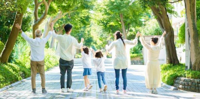 Nak Anak Anda Aktif? Jom Cuba 7 Aktiviti Mudah Ini Bersama, Pasti Seronok!