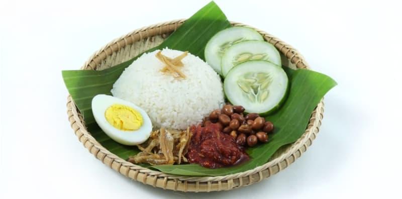 Nasi Lemak Menggemukkan? Ambil Tahu Jumlah Kalorinya Dulu!