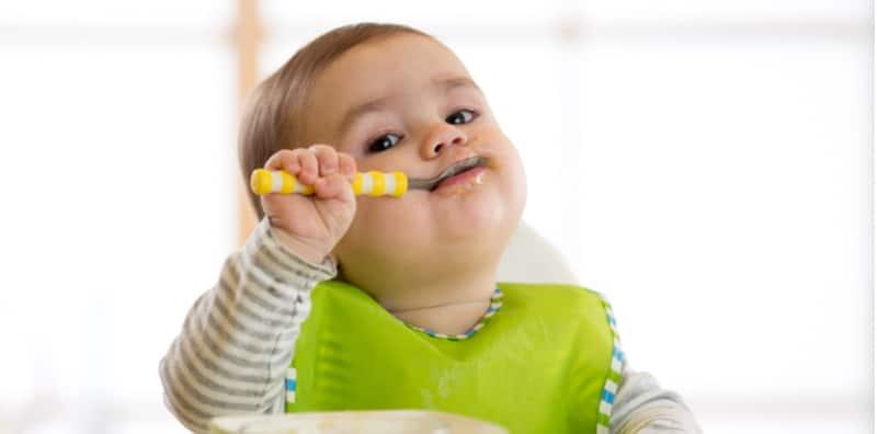 Baby Dah Ready Untuk Makan? Ibu Kena Elak Bagi Anak 10 Makanan Ini, BAHAYA!