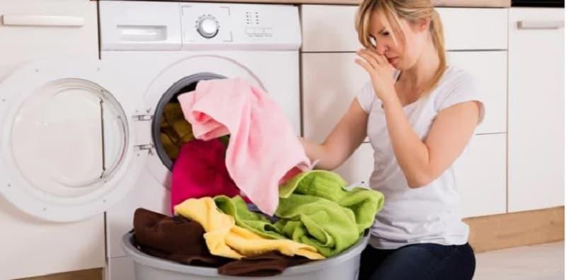 Jangan Tunggu Sampai Berbau Kepam, Ini Berapa Kerap Anda Perlu Cuci & Tukar Tuala Mandi!