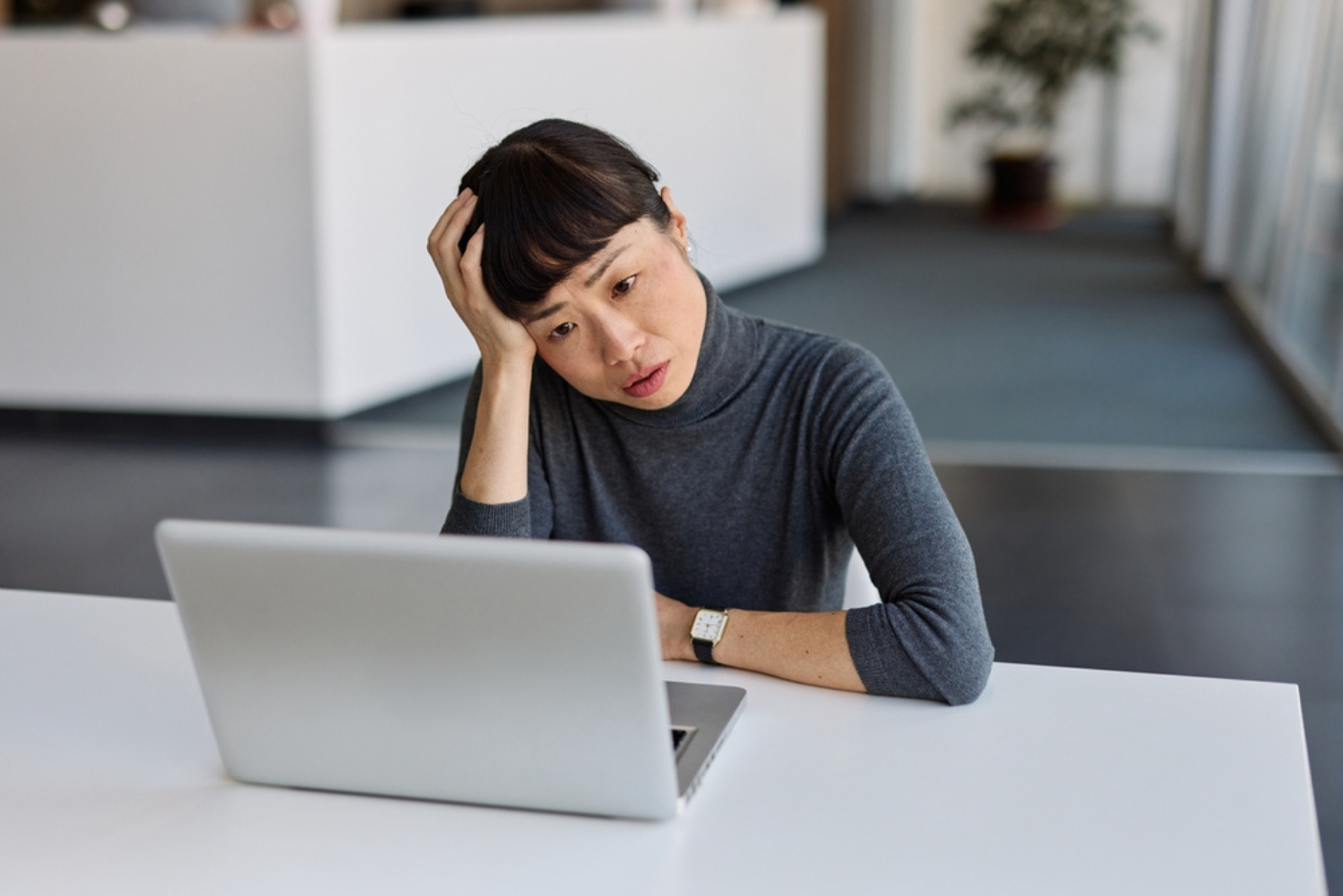 Masih Bersedih Dengan Kematian Orang Tersayang, Tapi Perlu Move On? Cuba Tip Ini!