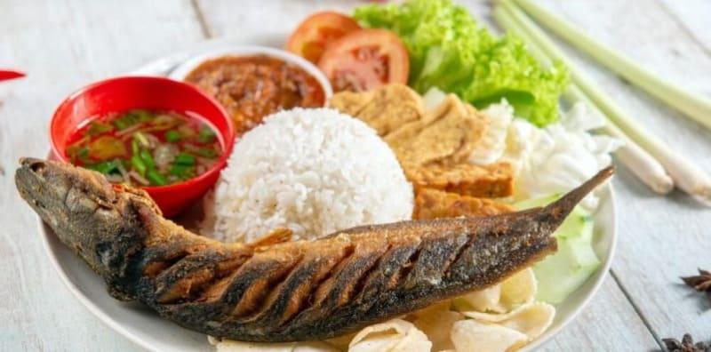 Gemar Makan Ikan Keli? Ini 5 Khasiatnya Yang Ramai Orang Tak Tahu!