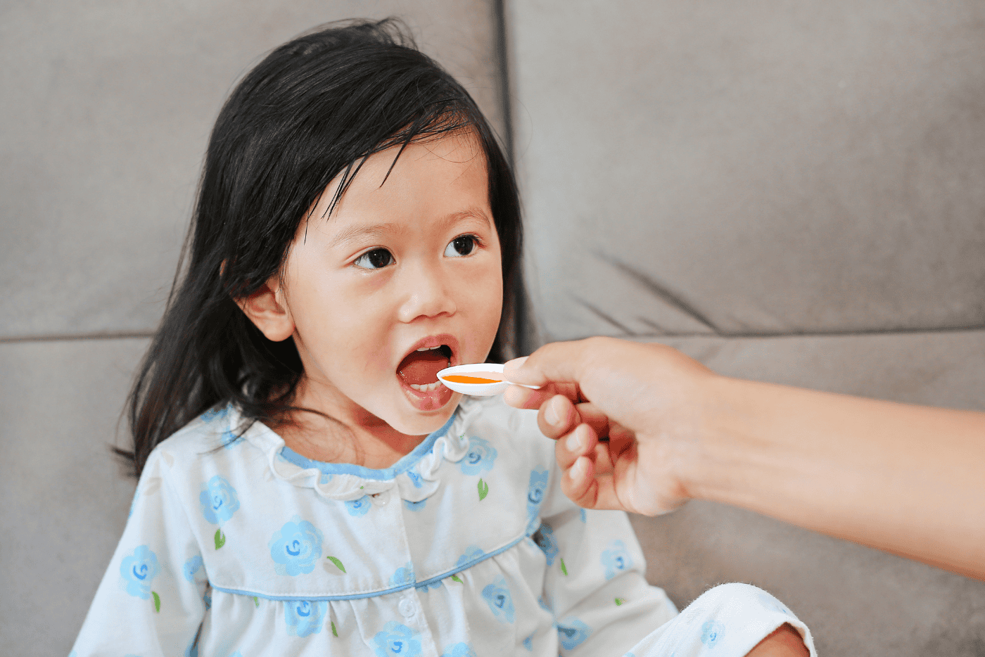 Si Manja Asyik Batuk-batuk Saja? Apa Kata Ibu Cuba Tip Berikut Untuk Atasinya, BERKESAN!