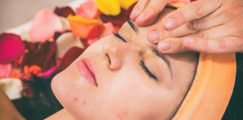 Jangan Sembarang Buat Facial Muka Kalau Ada Jerawat, Boleh Bawa Padah!