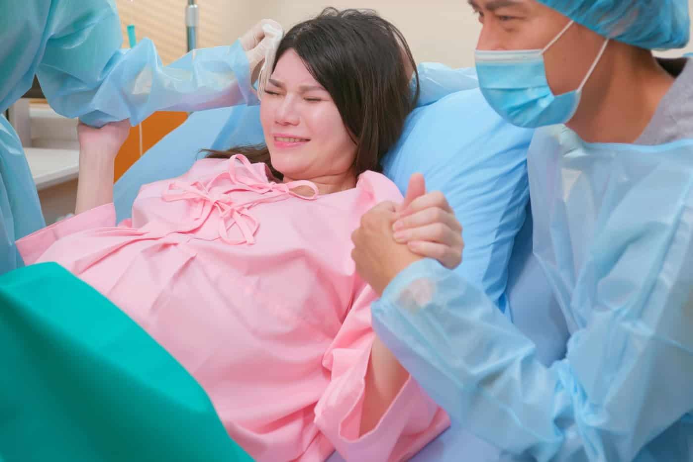 Ingin Cara Mudah Bersalin? Ini 9 Rahsia Lahirkan Anak Tanpa Rasa Sakit