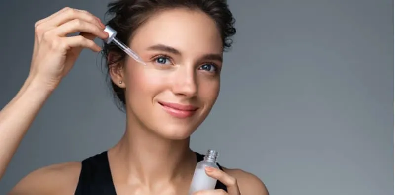 Cari Jalan Nak Elak Kulit Muka Berkedut? Ini 9 Produk Antioksidan WAJIB Cuba!