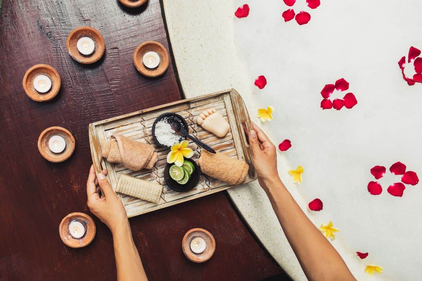 Ibu Sedang Berpantang? Ini Do & Don't Mandian Herba Bersalin Yang Perlu Ibu Ikut!