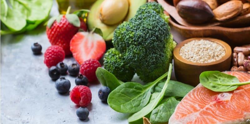 10 Makanan Ini Bantu Rendahkan Risiko Kanser, Jom Kita Amalkan!