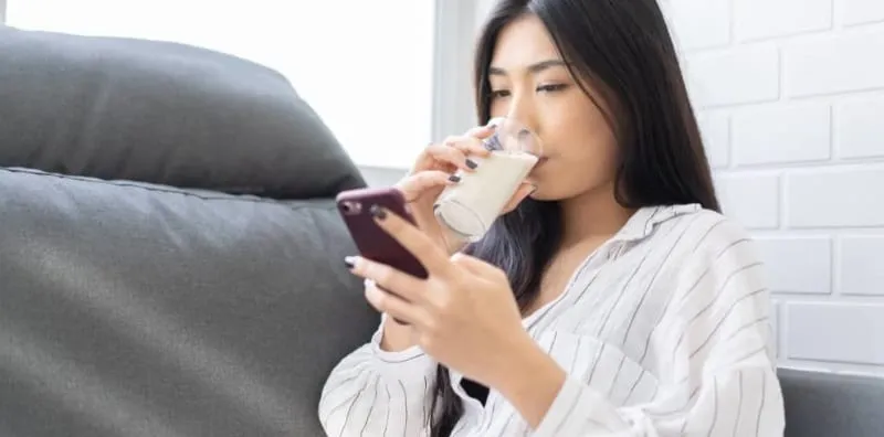 Takut Nak Minum Susu Sebab Manis? Ini Pilihan Susu Sesuai Untuk Penghidap Diabetes!