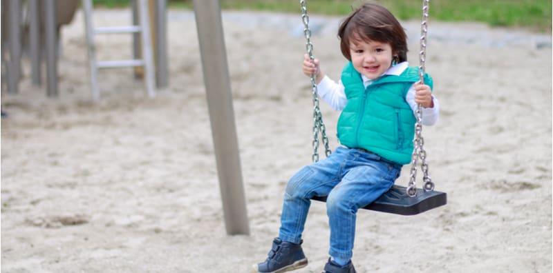 Nak Bawa Anak Bermain Buaian Di Taman? Utamakan 5 Tip Keselamatan Ini!