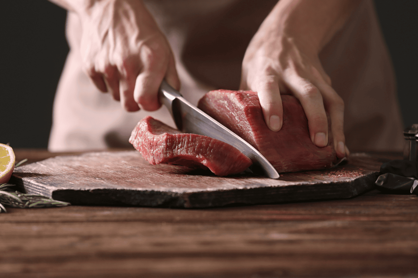 Potong Ikut Urat Atau Lawan Urat? Ini 4 Tip Mudah Potong Daging Korban