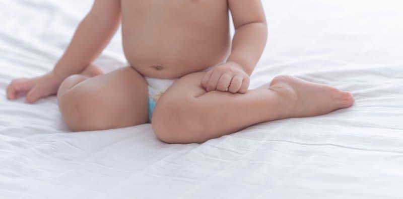 Anak Gemar Duduk Posisi W? Jom Ubah Tabiat Anak Kepada 6 Gaya Duduk Ini