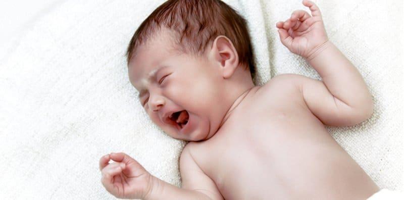 Buntu Nak Tenangkan Bayi Sawan Tangis? Ibu Ayah Boleh Cuba 5 Petua Tradisional Ini, MUJARAB!