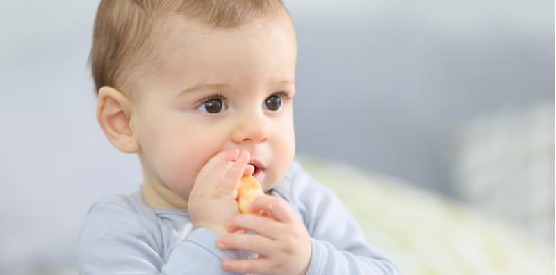 Tekstur Makanan Bayi 7-9 Bulan, Ibu Ayah Boleh Cuba 3 Panduan Ini!