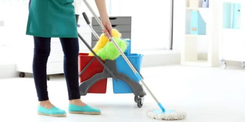 Sudah Letih Mop Tapi Lantai Masih Tidak Bersih, Berkilat? Gunakan 5 Sabun Alternatif Ini!