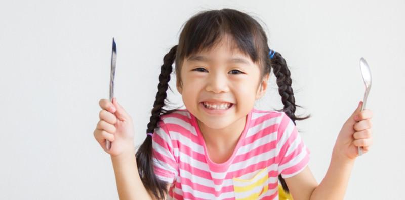 Nak Anak Membesar Dengan Sihat? Ibu Kena Pastikan Si Kecil Ambil 15 Makanan Ini!