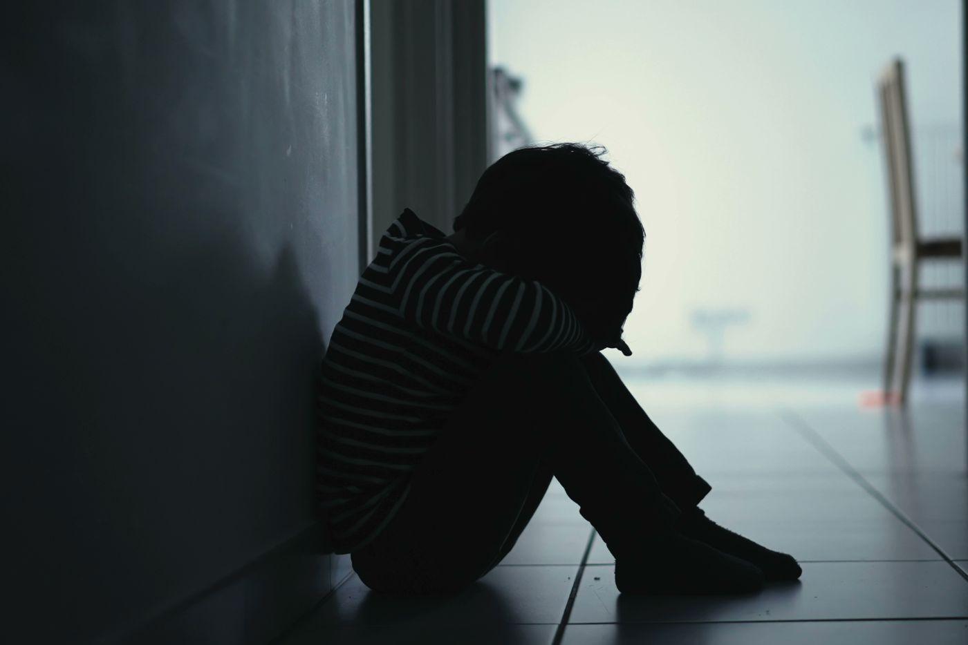 SERAM Tengok Lukisan Anak? Parents, Ini Mungkin Ciri-ciri Lukisan Anak Kemurungan!