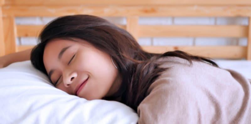 Jaga Makan Minum & Cukup Tidur, Kunci Untuk Kulit Cerah? Ini Rahsia Muka Glowing!