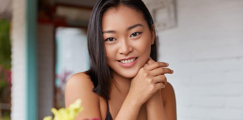 Selain Hitam, Apa Lagi Warna Rambut & Tudung Sesuai Untuk Orang Kulit Sawo Matang?