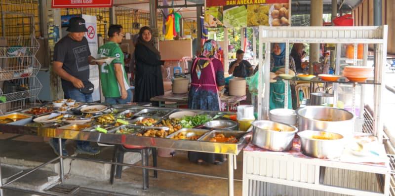Pesakit Diabetes Kena Ikut 8 Panduan Ini Kalau Nak Makan Di Luar, Baru Gula Darah Terkawal!