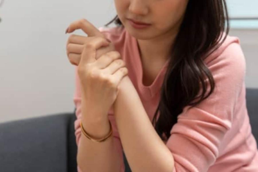 Pelik Tangan Selalu Rasa Kebas, Cuba 6 Cara Ini Untuk Kurangkan Lenguh