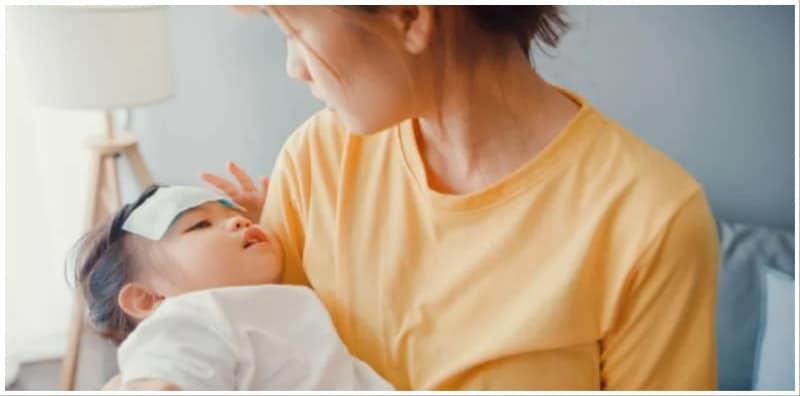 Tak Semestinya Demam, Ibu Ayah Diseru ‘Alert’ Dengan 10 Tanda Bayi Demam Denggi!