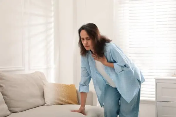 sakit dada sebelah kanan atas payudara