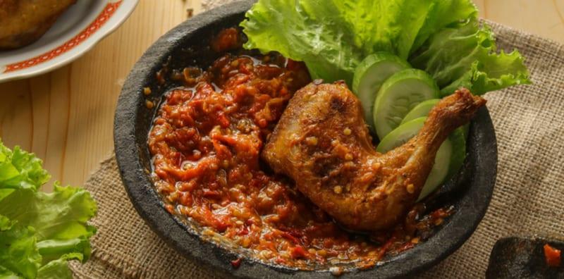 5 Resipi Sambal Penyet Bikin Ketagih, Ada Juga Resipi Ala Khairul Aming Yang Sedap Meletop!