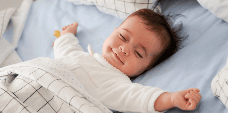 Bayi Kerap Meragam Tengah Malam Buat Ibu Bapa Stres? Ini Dia Penyebabnya!