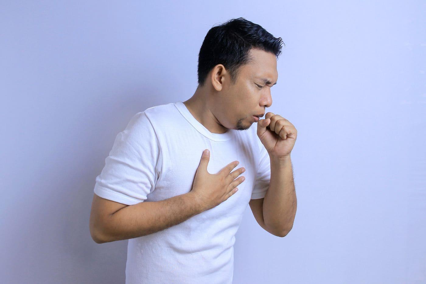 cara-hilangkan-batuk-kering