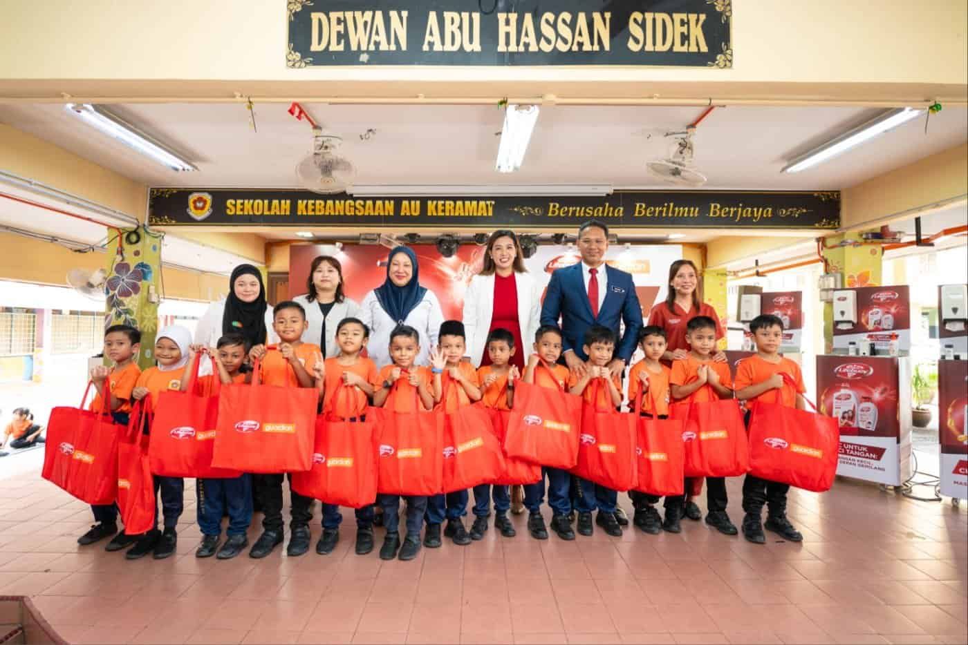 Mencuci Tangan Untuk Mencegah Penyakit, Kempen 'C' Lifebuoy Bermula Di Bangku Sekolah!