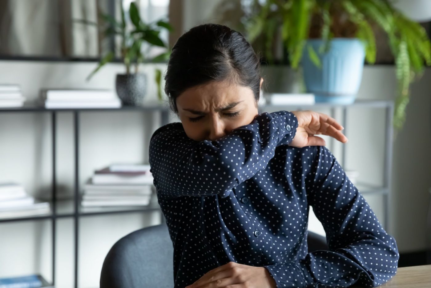 Tak Tahan Tekak Perit Akibat Batuk Kering? Ini Cara Semula Jadi Untuk Legakan