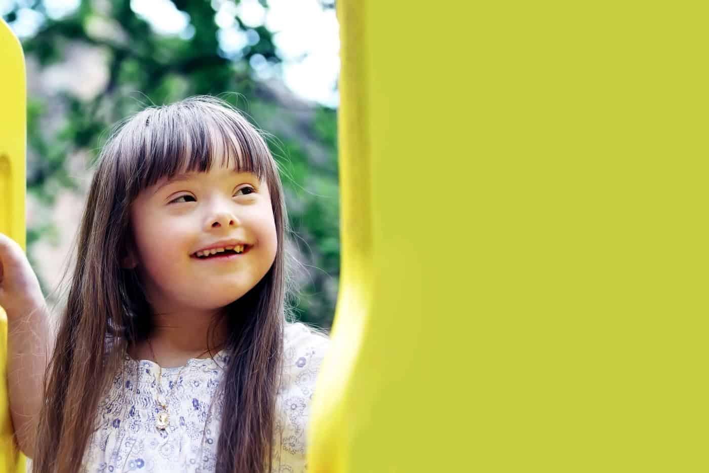 5 Cara Kenal Pasti Anak Sindrom Down Yang Tengah Rimas Di Musim Perayaan Ni!