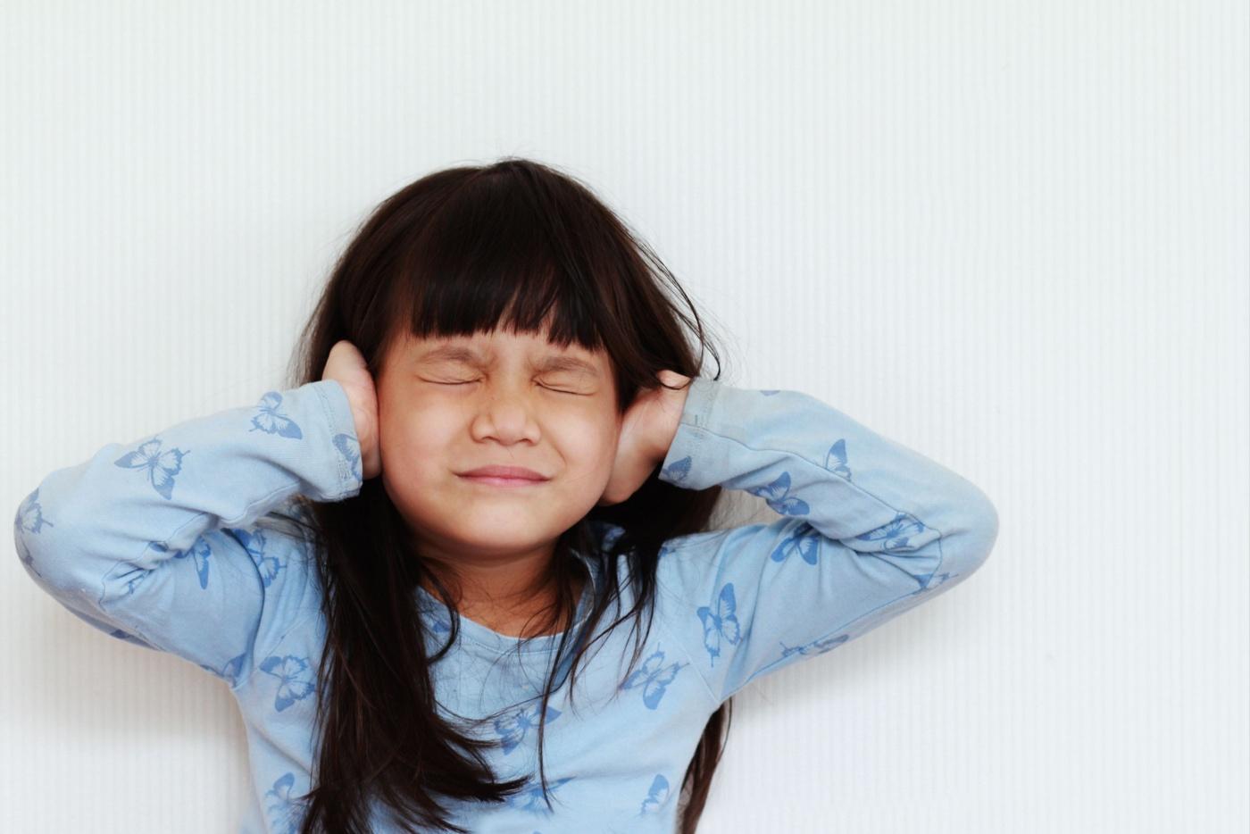 Autistik & Autisme Bukan Benda Sama? Jom Tahu Apa Beza Antara 2 Kondisi Ini!