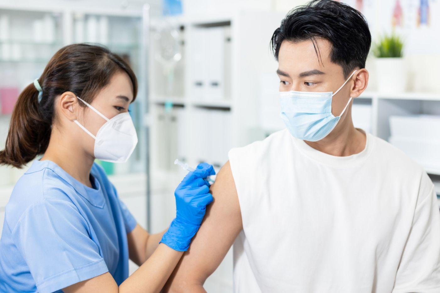 Vaksin Pneumokokal Untuk Warga Emas: Ambil Demi Perlindungan Diri!