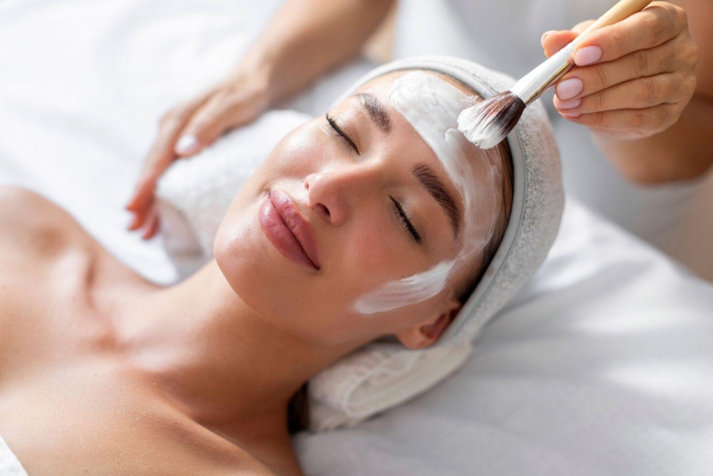Rawatan Muka Mana Lebih Berkesan? Laser, Microneedling Atau Chemical Peel?