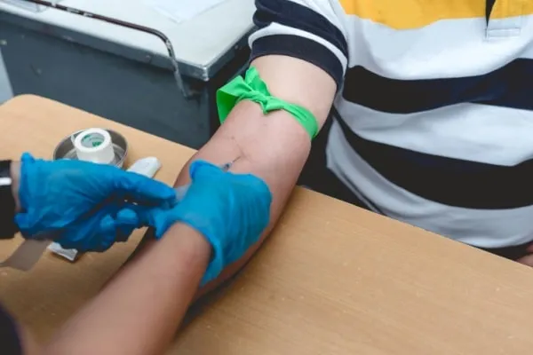 cucuk ubat batal puasa atau tidak