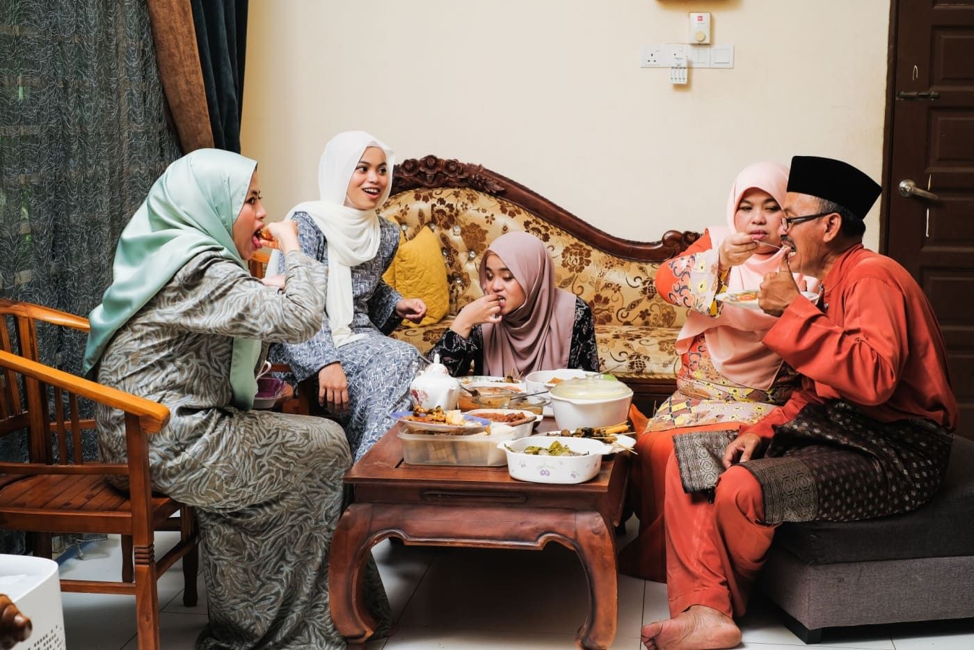 Rendang, Lemang & Kuih Raya - Ini Jumlah Kalori Yang Ramai Tak Sedar
