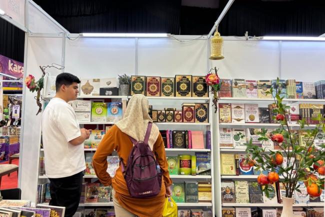 Pelajar Sekolah & IPT Dapat RM100 Lagi! Ini Cara Tebus Baucar Buku MADANI 2026 Untuk Pelajar & Mahasiswa
